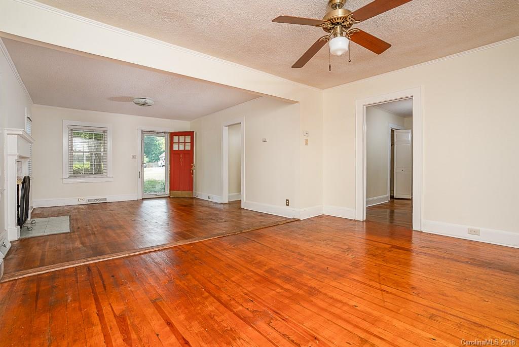 407 Oakdale Street Gastonia NC 28054