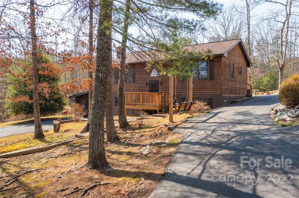 1050 Wildlife Road Nebo NC 28761
