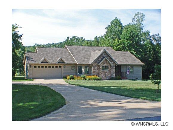 184 Middle Connestee Trail Brevard NC 28712