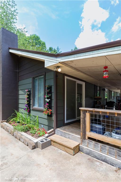 80 Retta Lane Leicester NC 28748
