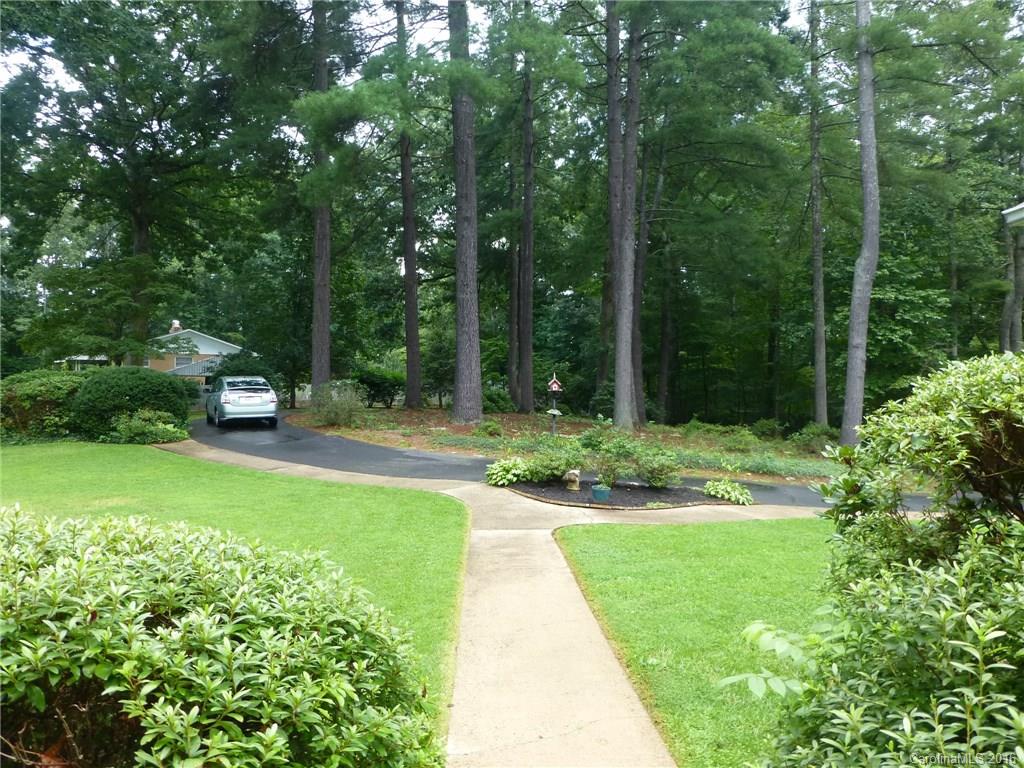 28 Cm Doan Lane Asheville NC 28806