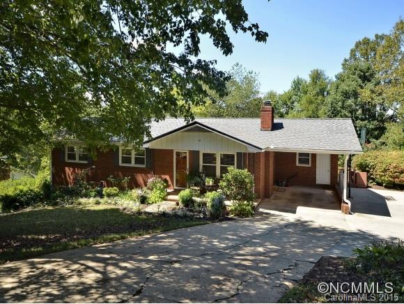 18 Holly Hill Drive Asheville NC 28806