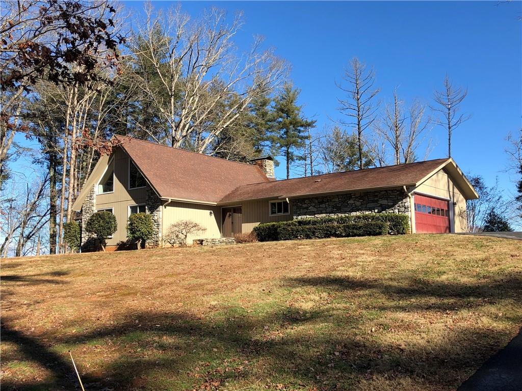 109 La Bellevue Street Morganton NC 28655