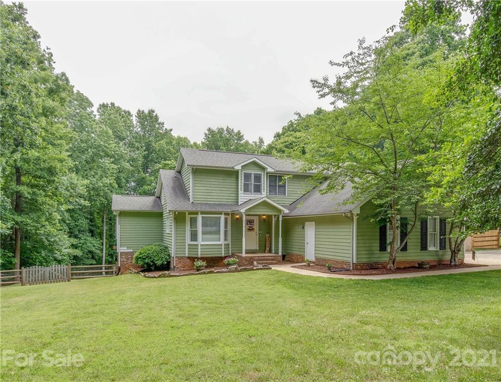 4644 Hickory Grove Road Mount Holly NC 28120