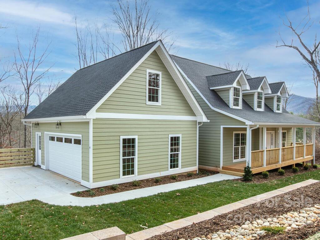 4 Ivywood Road Weaverville NC 28787