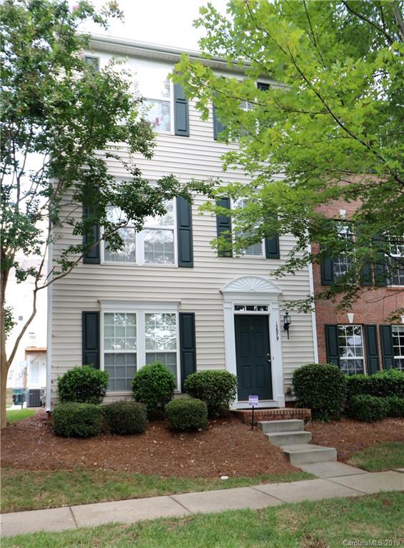 15679 King Louis Court Charlotte NC 28277