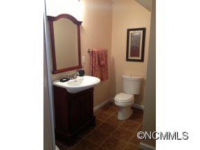 20 Fairview Hills Drive Fairview NC 28730