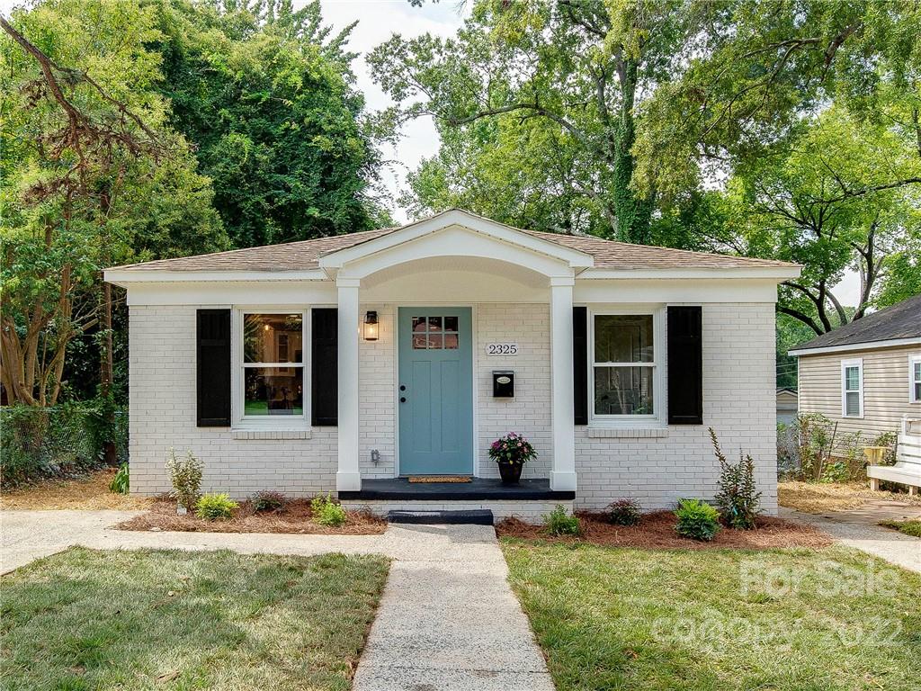2325 Dundeen Street Charlotte NC 28216