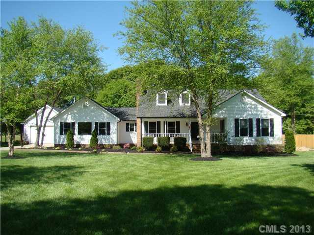 6995 Timberwood Drive Harrisburg NC 28075