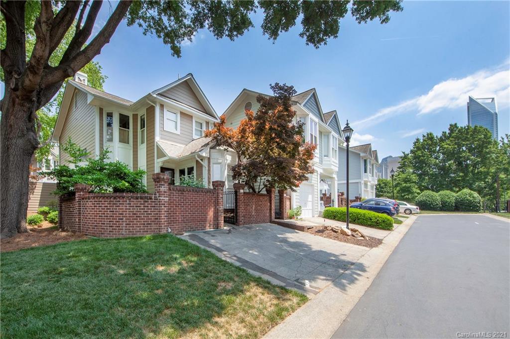 435 Clarkson Green Street Charlotte NC 28202