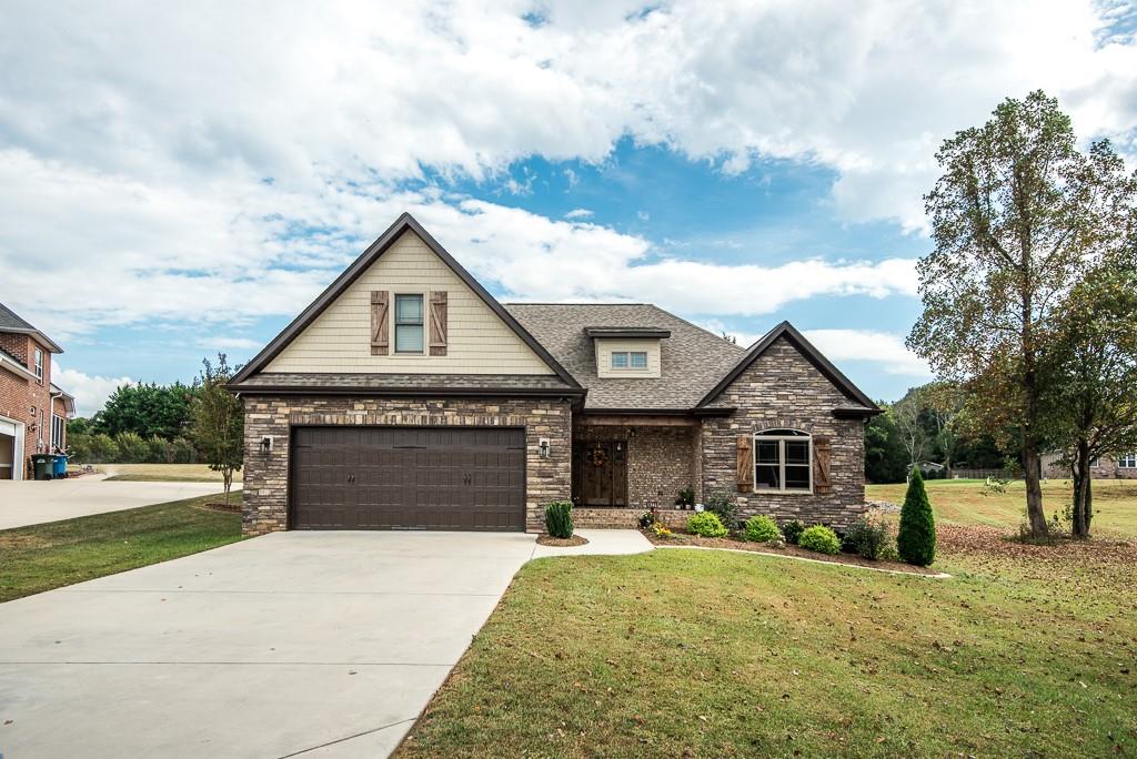1346 37th Avenue Place NE Hickory NC 28601