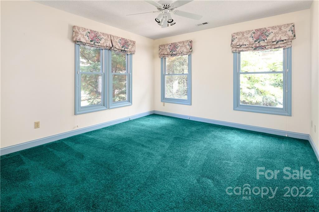 7 Glen Cable Road Asheville NC 28805