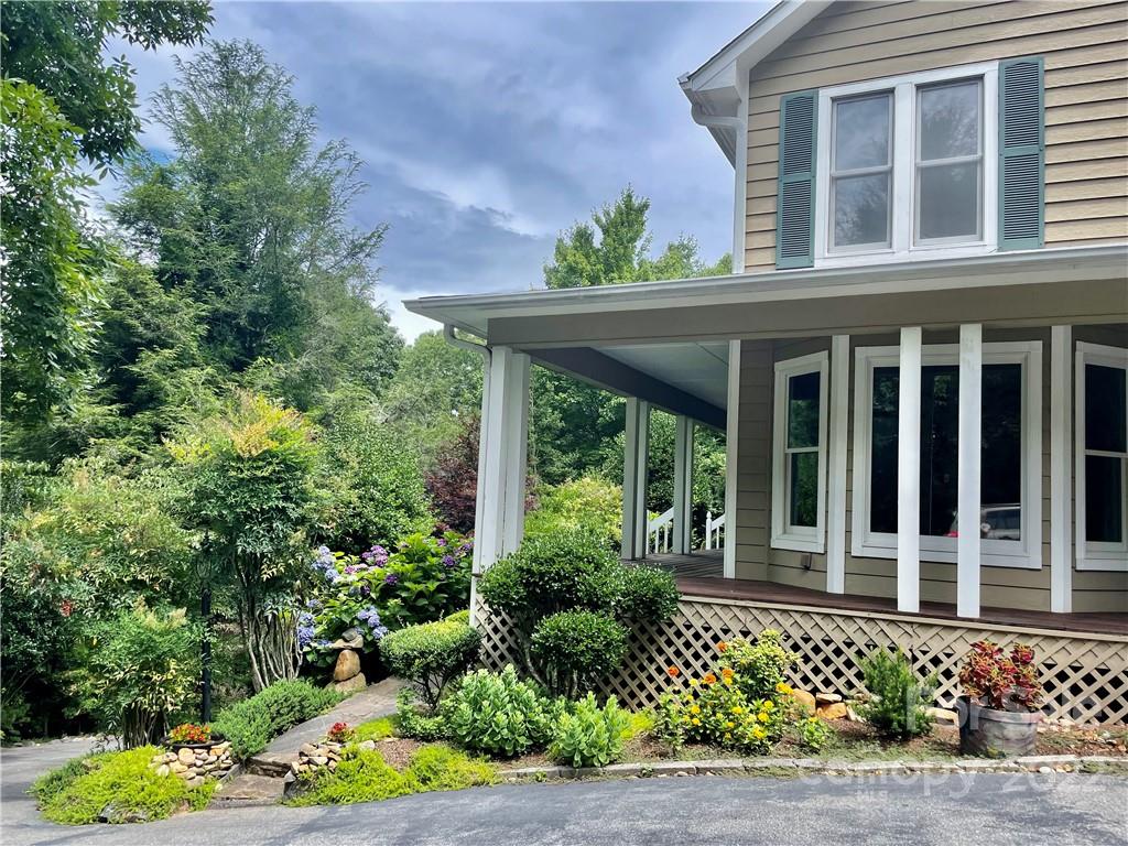 7 Glen Cable Road Asheville NC 28805