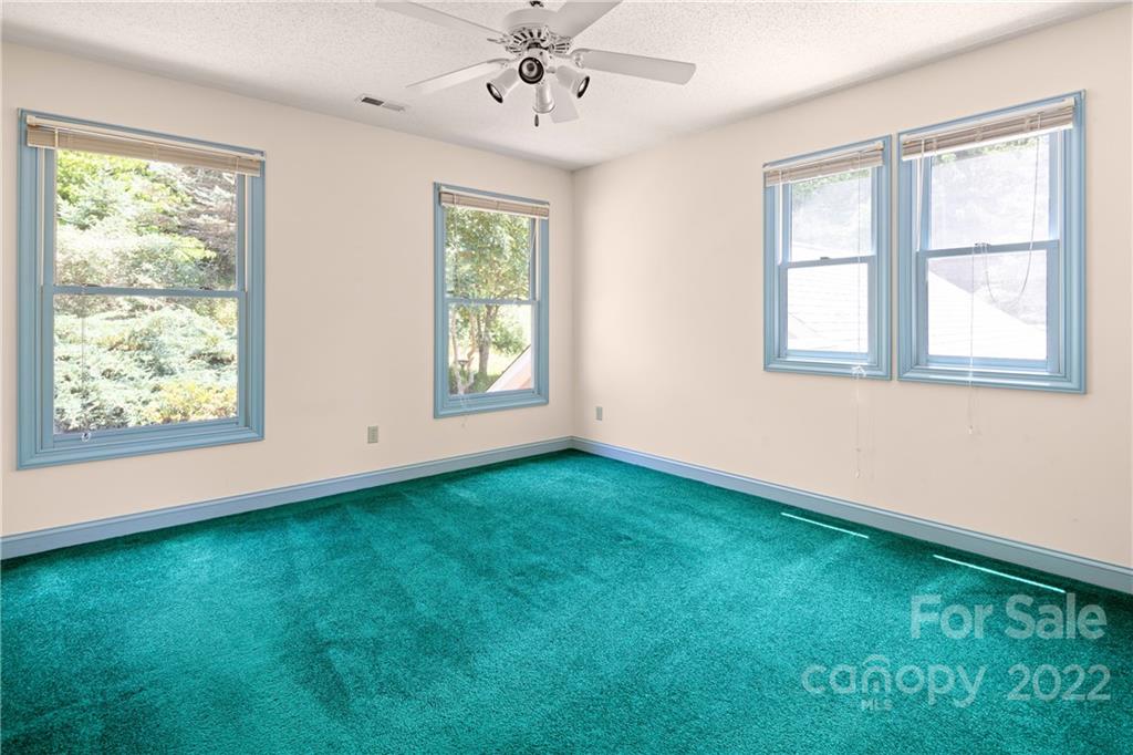 7 Glen Cable Road Asheville NC 28805