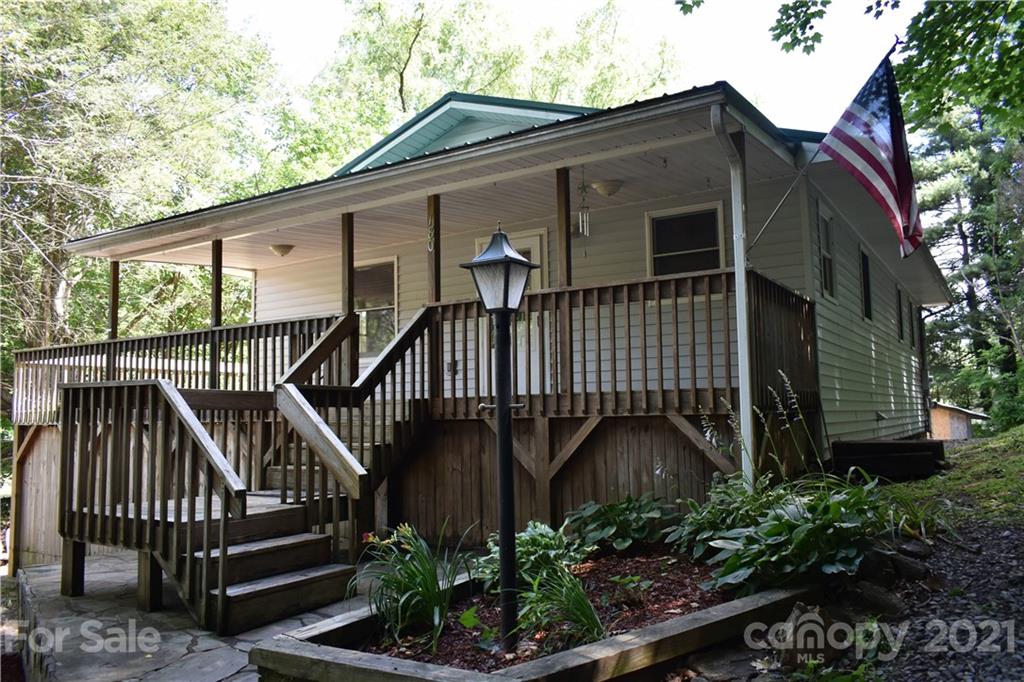 180 Mull Street Waynesville NC 28786