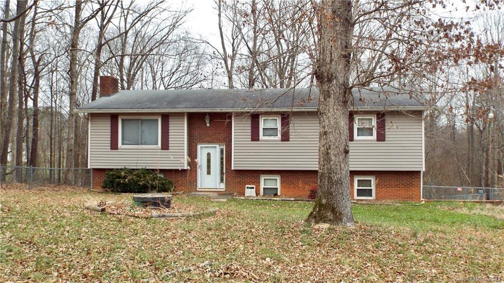 1050 23rd Street Ne Hickory NC 28601