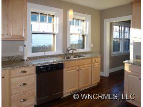 35 Walton Street Asheville NC 28801