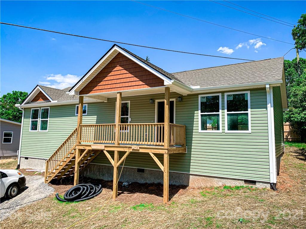 141 Central Avenue Swannanoa NC 28778