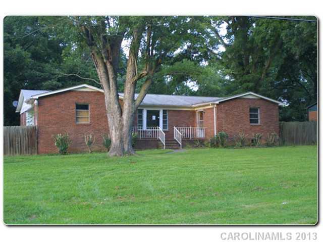 5931 Olinda Street Charlotte NC 28215