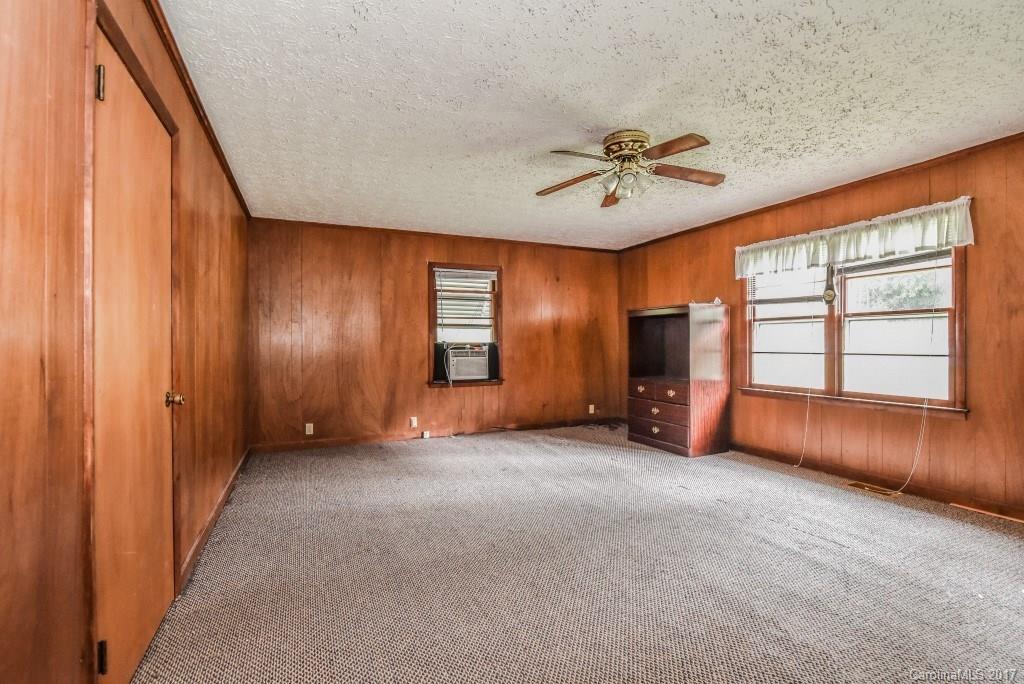 287 Old Fort Road Fairview NC 28730