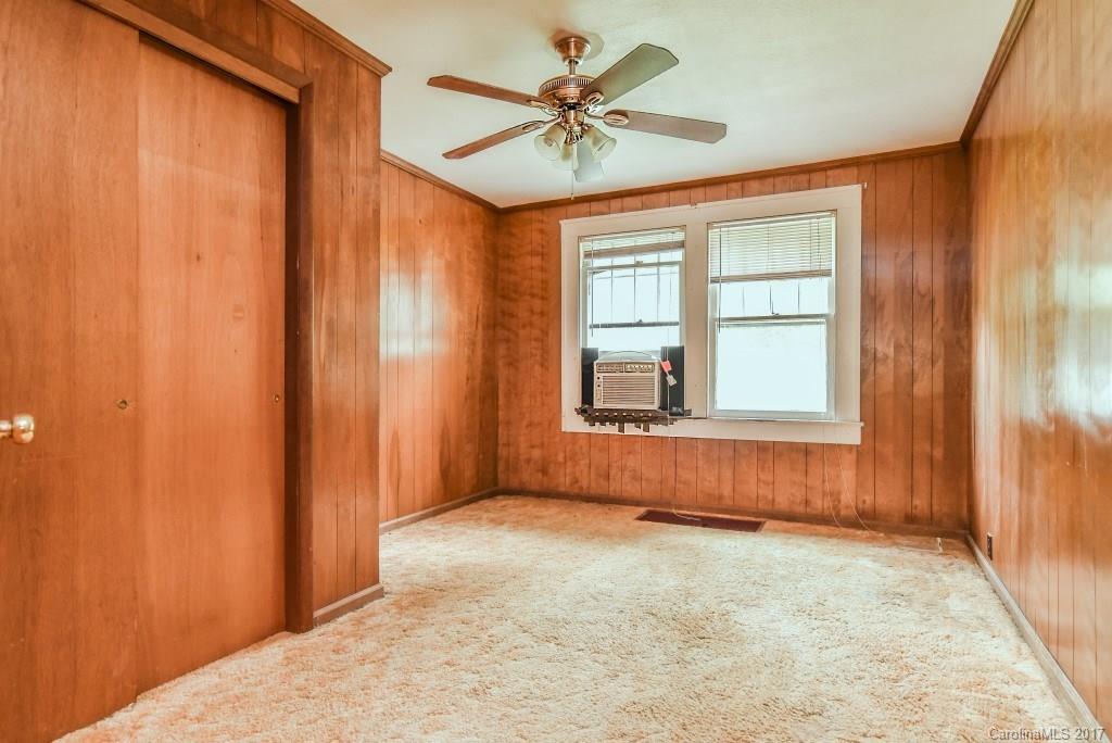287 Old Fort Road Fairview NC 28730