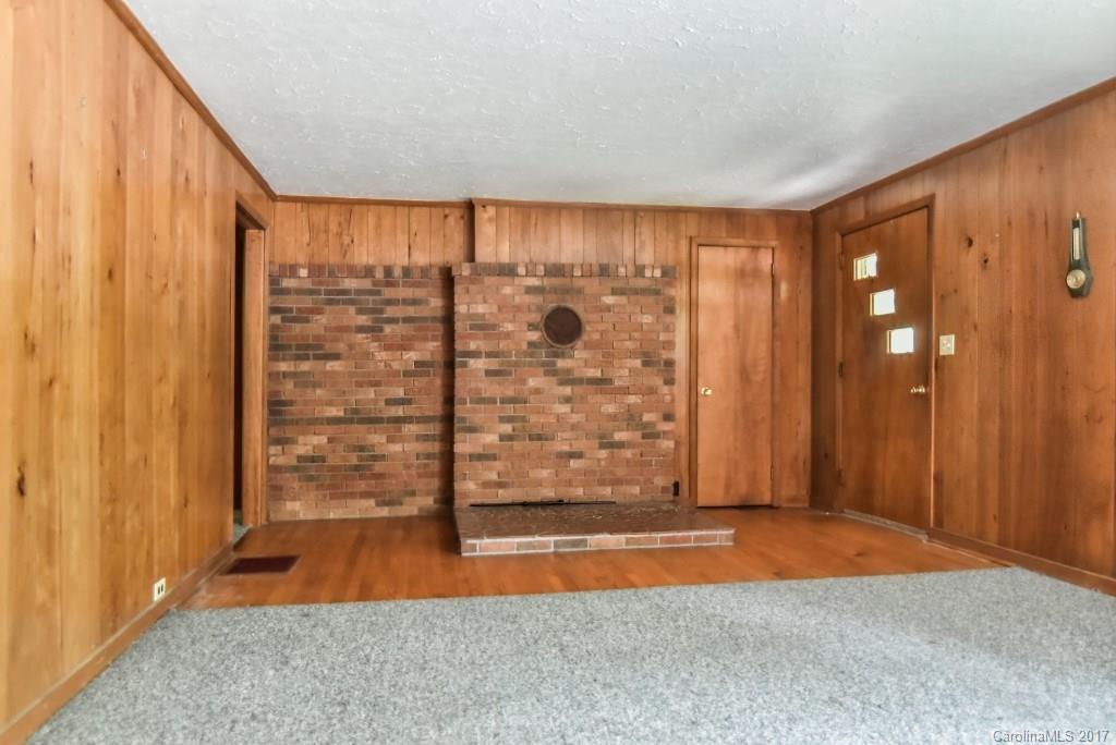287 Old Fort Road Fairview NC 28730