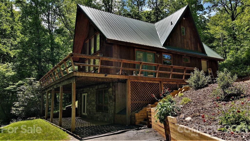 145 Travis Road Cullowhee NC 28723