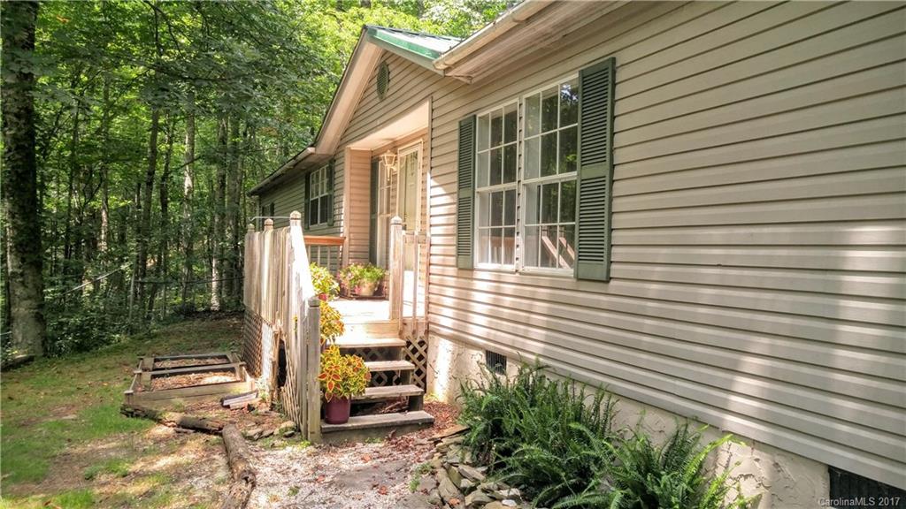 80 Bear Trail Fairview NC 28730