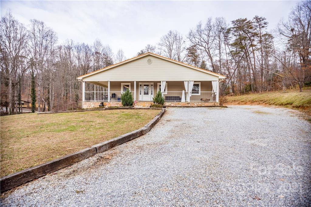 222 Poteat Road Marion NC 28752