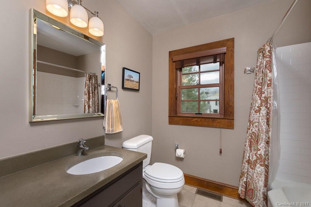 60 Morgan Street Candler NC 28715
