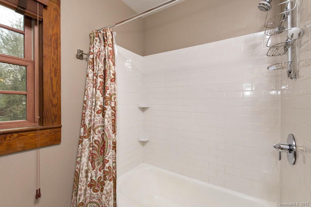 60 Morgan Street Candler NC 28715