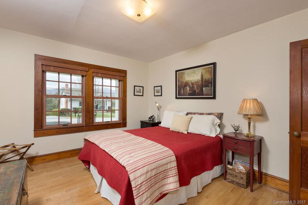 60 Morgan Street Candler NC 28715