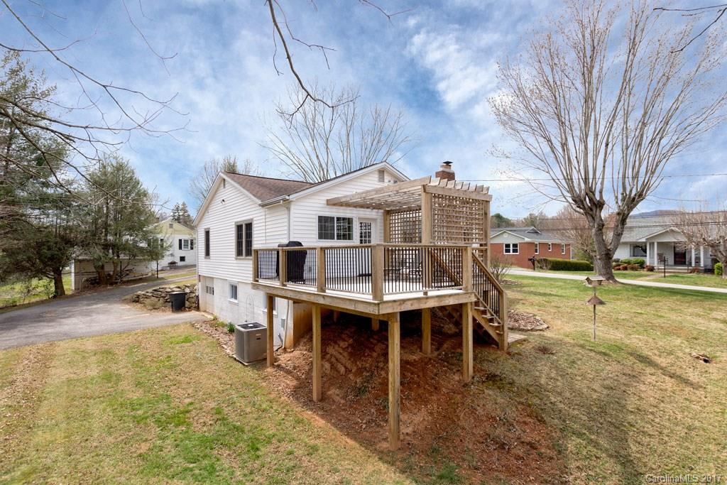 60 Morgan Street Candler NC 28715