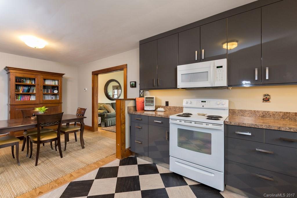 60 Morgan Street Candler NC 28715