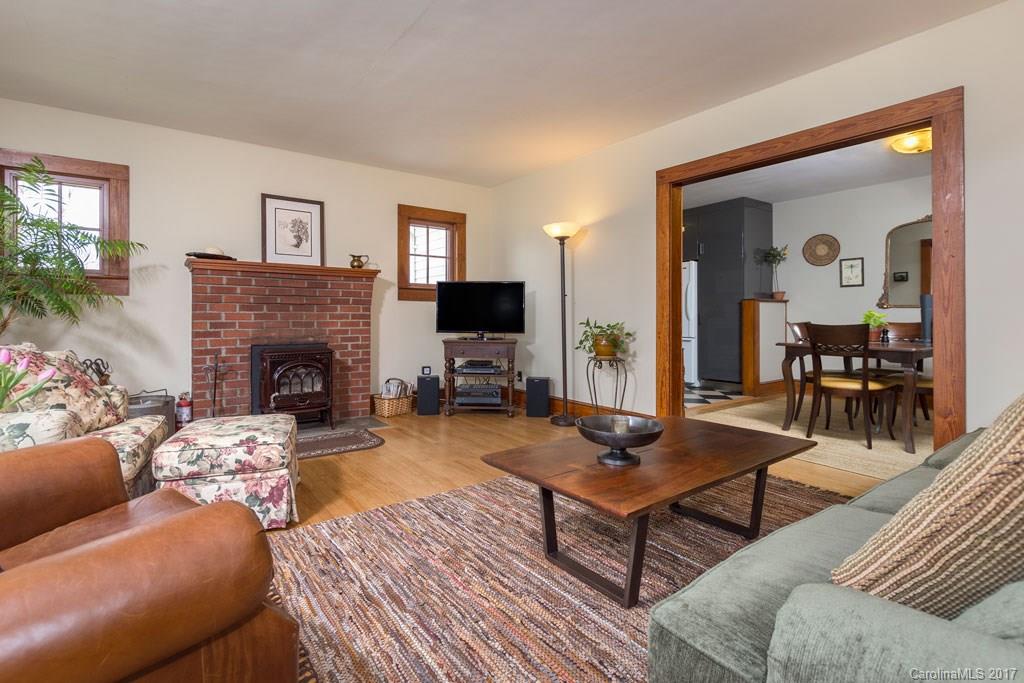 60 Morgan Street Candler NC 28715
