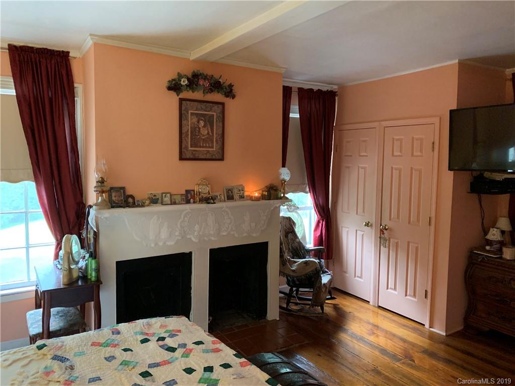 115 Rocky Meadow Drive Marion NC 28752