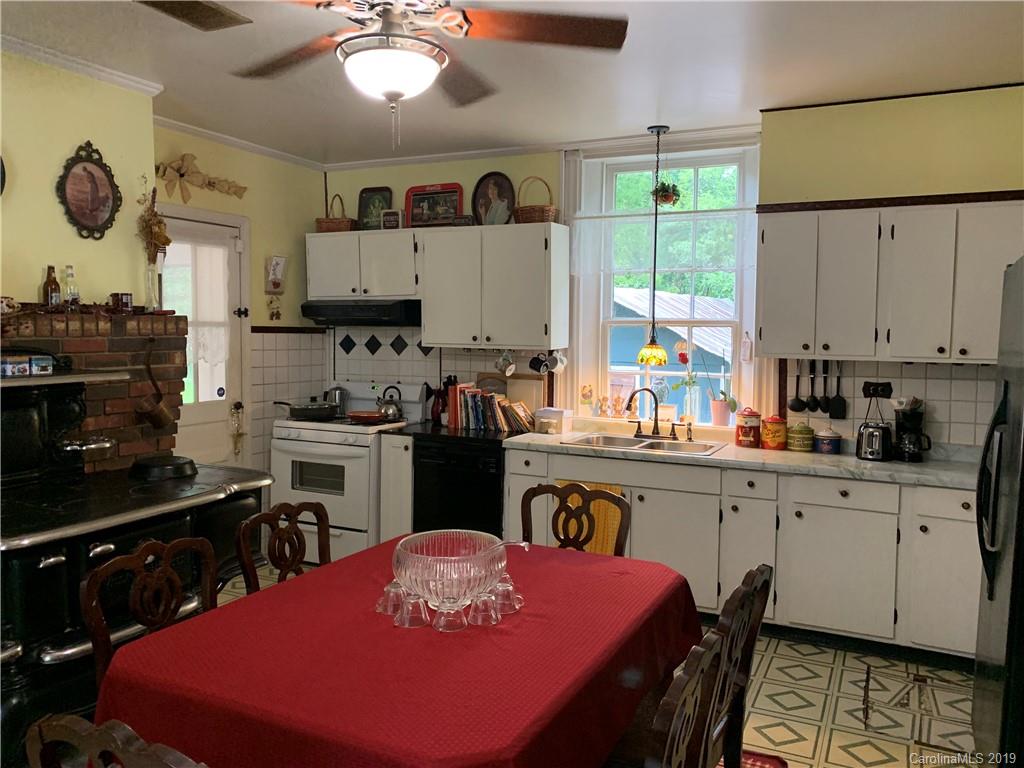 115 Rocky Meadow Drive Marion NC 28752
