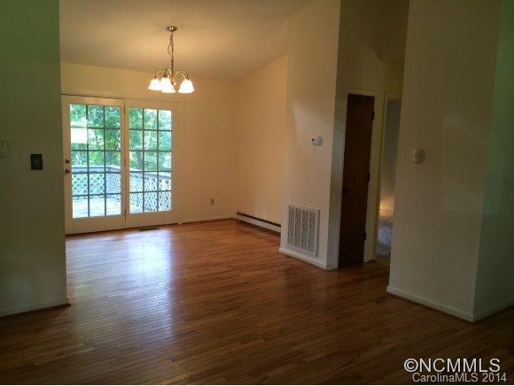 25 Evergreen Avenue Asheville NC 28806