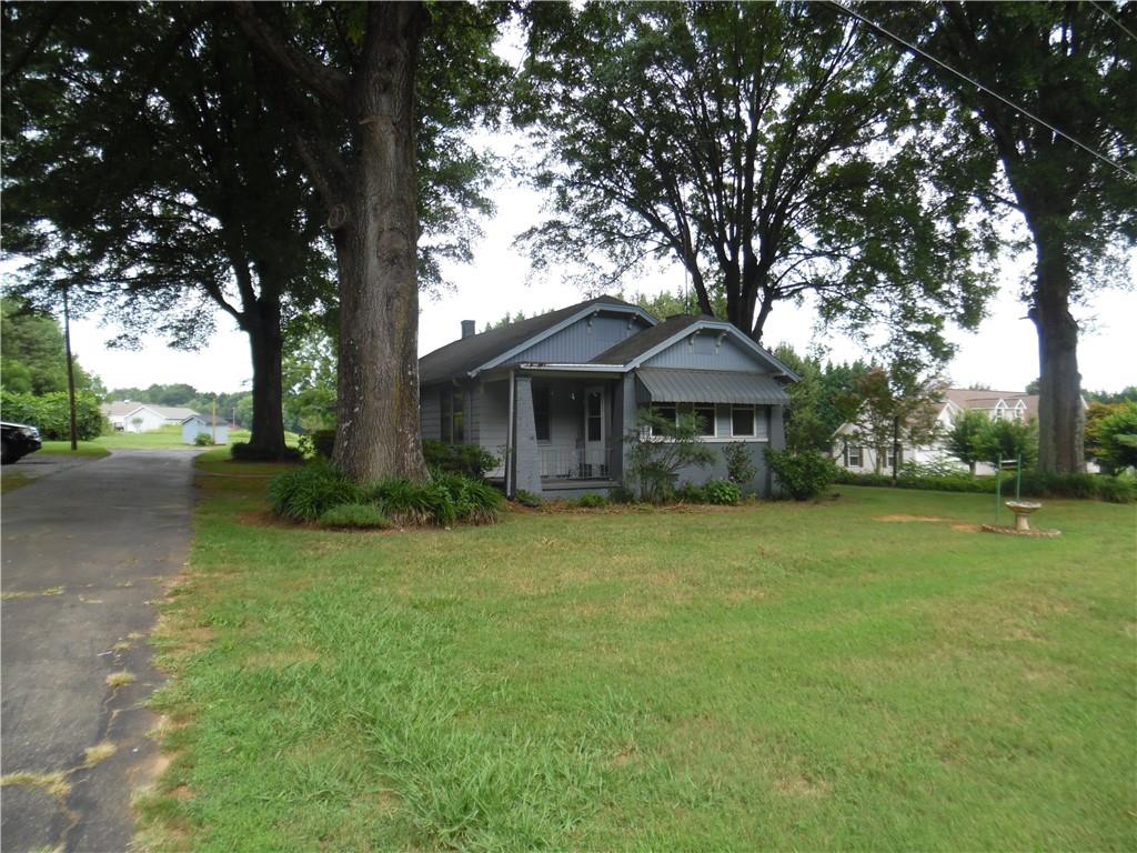 2558 Claremont Road Newton NC 28658