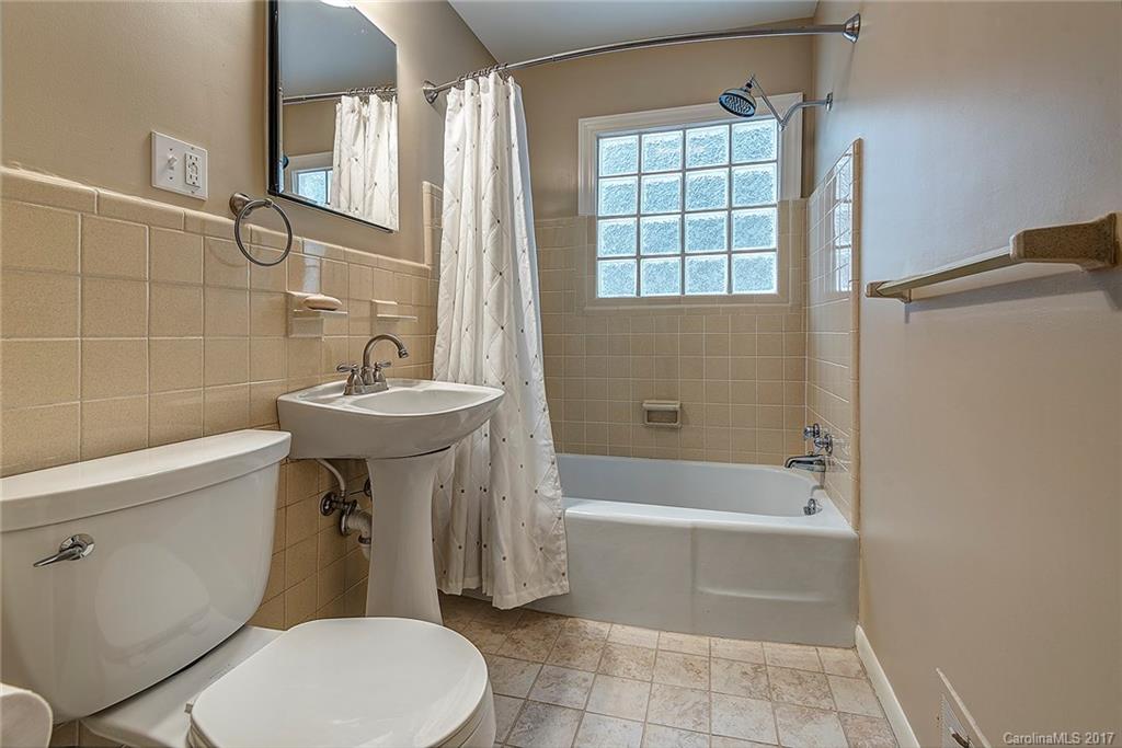 30 Maplewood Road Asheville NC 28804
