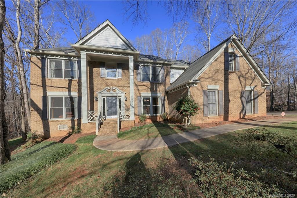 5035 Ridgetop Trail Charlotte NC 28215