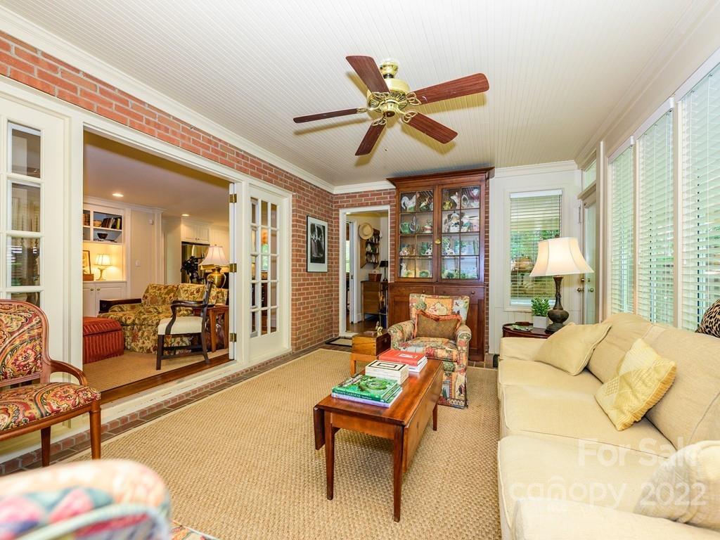 3935 Brinton Place Charlotte NC 28226
