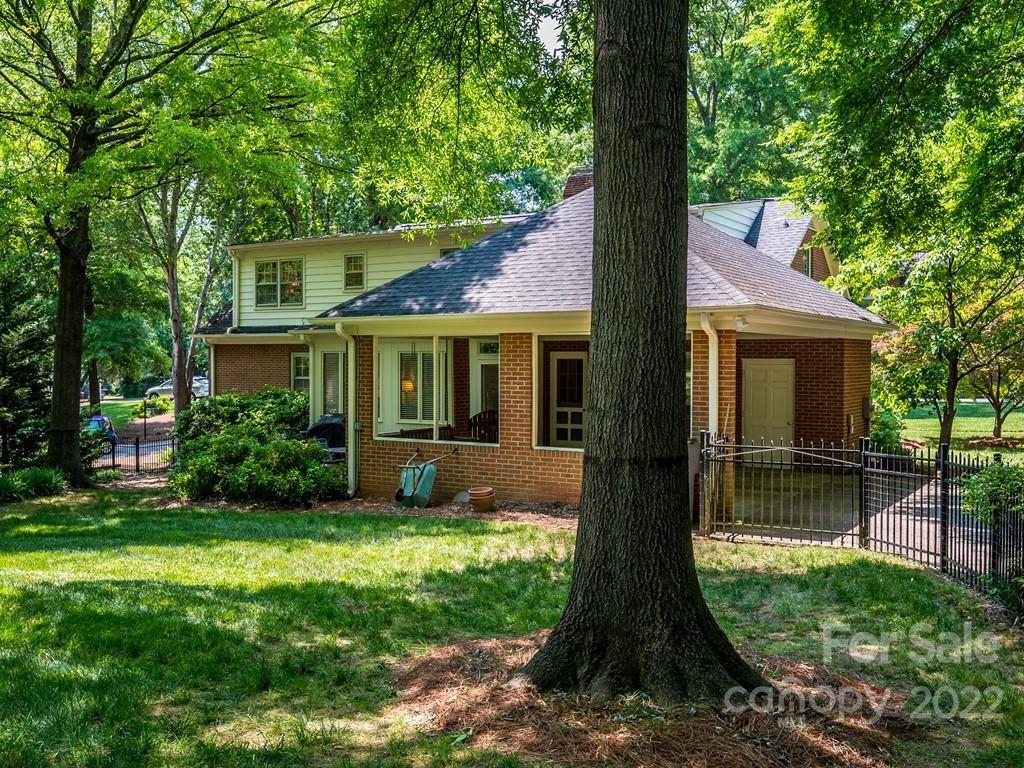 3935 Brinton Place Charlotte NC 28226