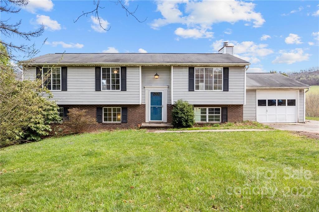 17 Sun Up Lane Candler NC 28715