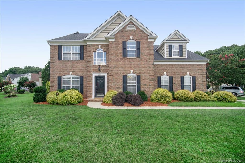 8329 Beardsley Drive Charlotte NC 28269