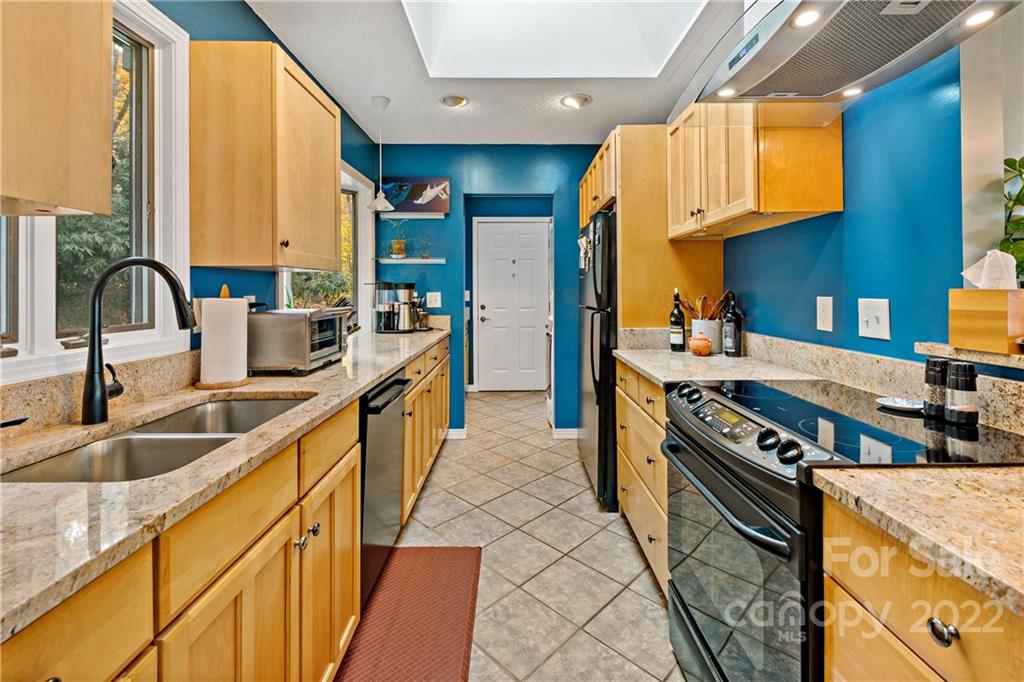 118 Lady Slipper Trail Swannanoa NC 28778