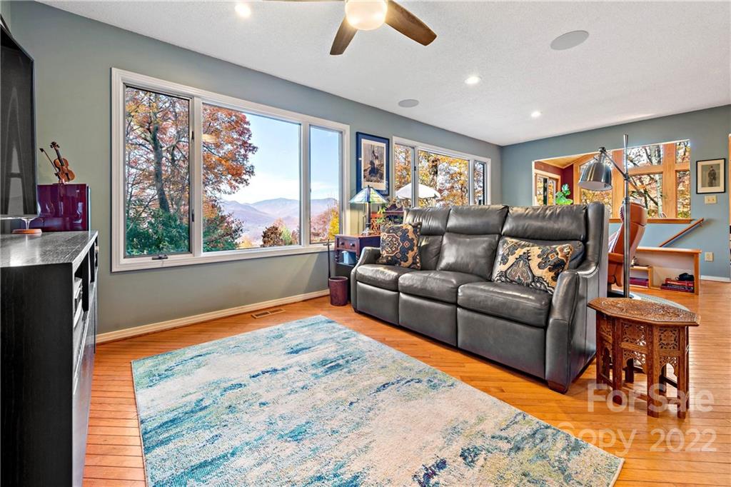 118 Lady Slipper Trail Swannanoa NC 28778