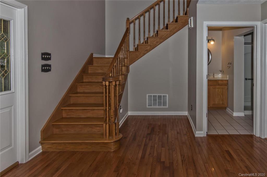 12 La Michele Place Leicester NC 28748
