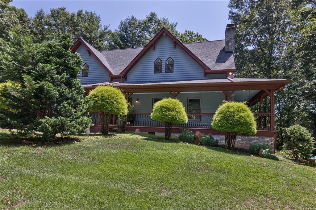 12 La Michele Place Leicester NC 28748