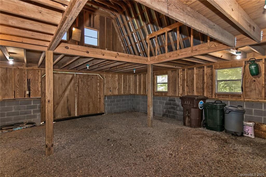 12 La Michele Place Leicester NC 28748